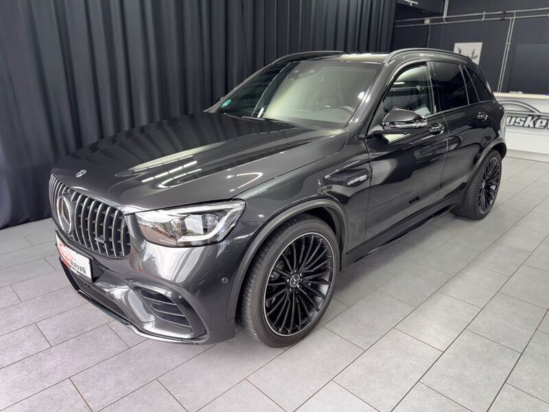 Grau Gebraucht 2020 Mercedes GLC63 AMG AMG SUV | 55.999 € (Superpreis) - Bild 1/4