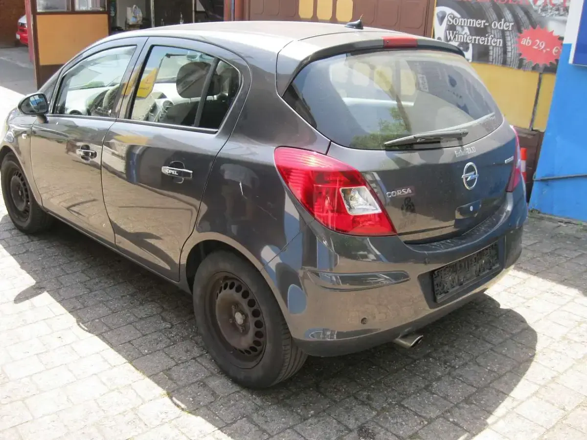 Brugt Opel Corsa Innovation 75 HK (55 kW) 2014 Grå Hatchback