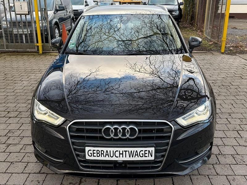 Gebraucht Audi A3 Ambiente 150 PS (110 kW) 2014 Braun Limousine
