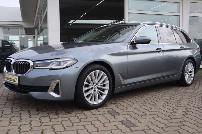 Bluestone Gebraucht 2021 BMW 530 Sport Line Kombi | 39.990 € (Fairer Preis) - Bild 1/4