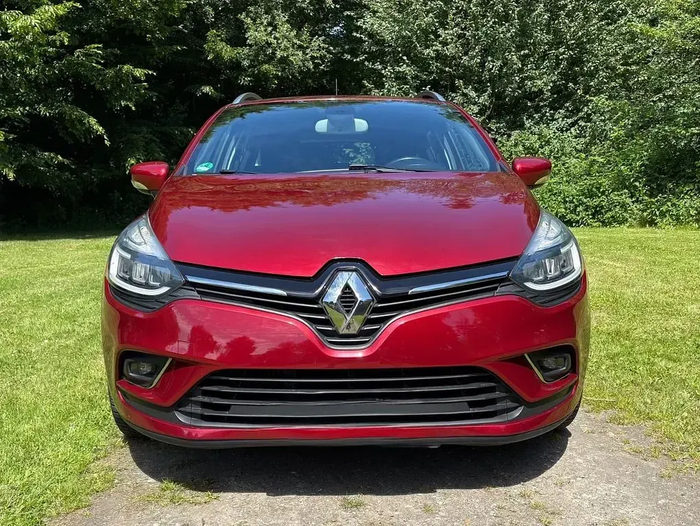 Gebraucht Renault Clio Intens 90 PS (66 kW) 2017 Rot Limousine