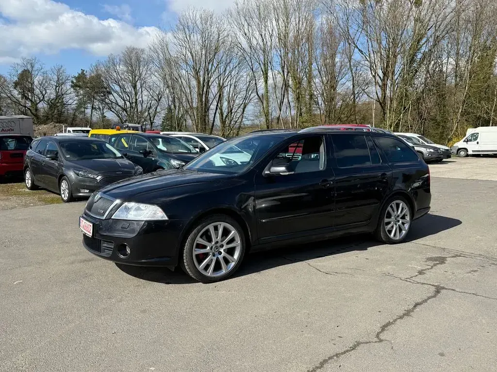 Używany Skoda Octavia RS 170 KM (125 kW) 2008 Czarny Kombi