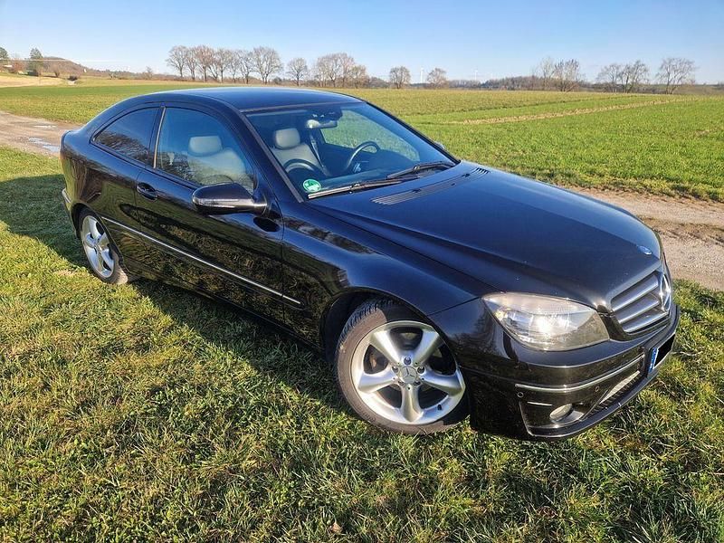 Gebraucht Mercedes CLC220 150 PS (110 kW) 2009 Schwarz Kleinwagen