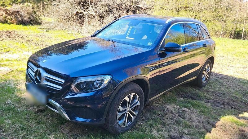 Gebraucht Mercedes GLC250 206 PS (151 kW) 2016 Blau SUV
