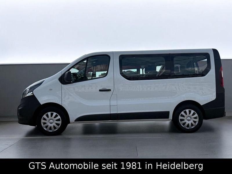 Gebraucht Opel Vivaro 95 PS (69 kW) 2018 Weiß Van / Kleinbus