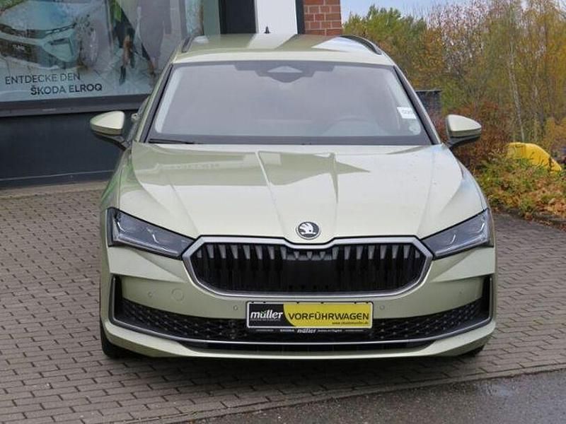 Gebraucht Skoda Superb Selection 204 PS (150 kW) 2024 Gelb Limousine