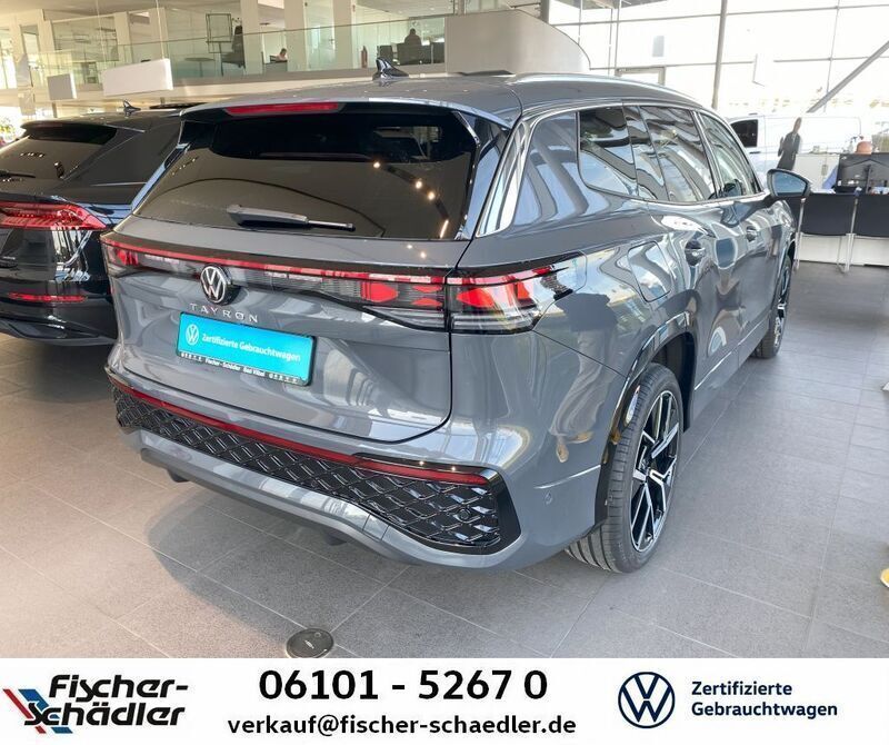 Gebraucht VW Tayron R-line 193 PS (141 kW) 2025 Delfingrau SUV