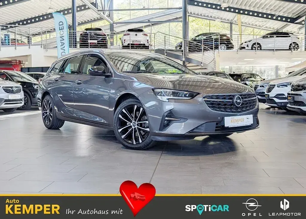 Usado Opel Insignia Business 174 CV (127 kW) 2022 Familiar