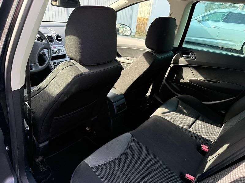 Gebraucht Peugeot 308 SW 120 PS (88 kW) 2013 Schwarz Kombi