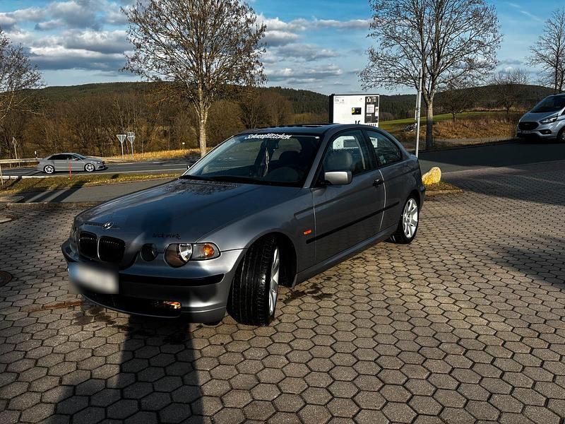 Gebraucht BMW 316 Compact 115 PS (84 kW) 2005 Silber Kleinwagen