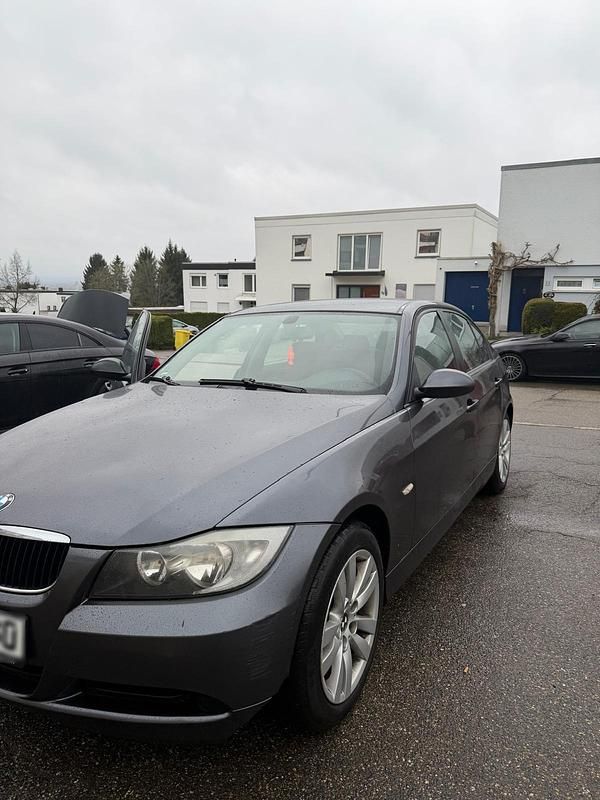 Gebraucht BMW 320 163 PS (119 kW) 2006 Limousine