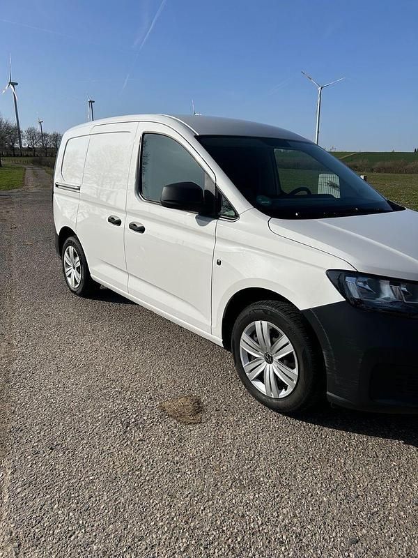 Gebraucht VW Caddy 102 PS (75 kW) 2021 Weiß Van / Kleinbus