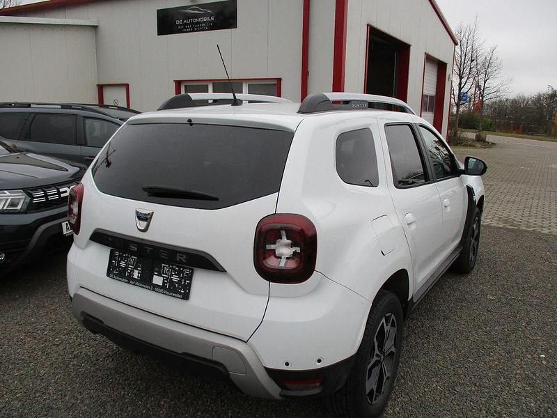 Gebraucht Dacia Duster Adventure 150 PS (110 kW) 2019 Weiß SUV