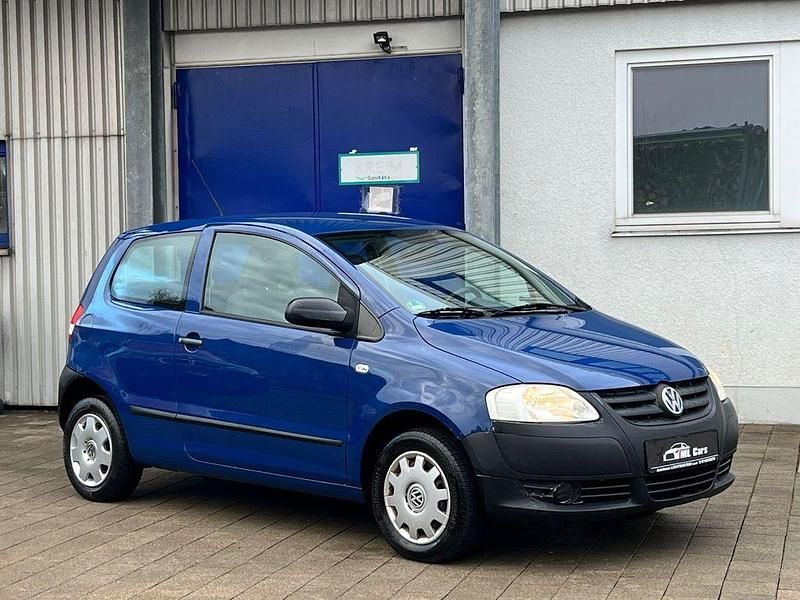 Gebraucht VW Fox 54 PS (39 kW) 2009 Blau Kleinwagen