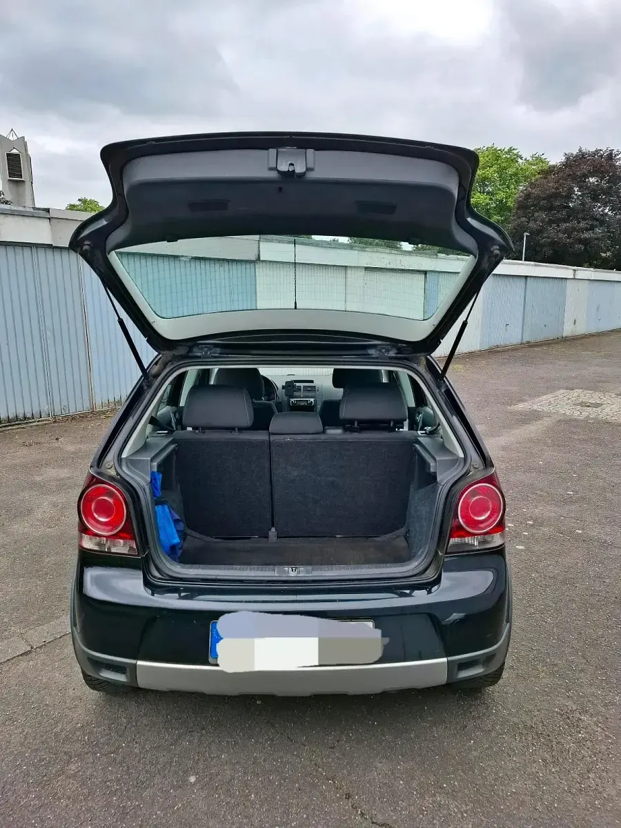 Gebraucht VW Polo Cross 80 PS (58 kW) 2009 Schwarz Kleinwagen