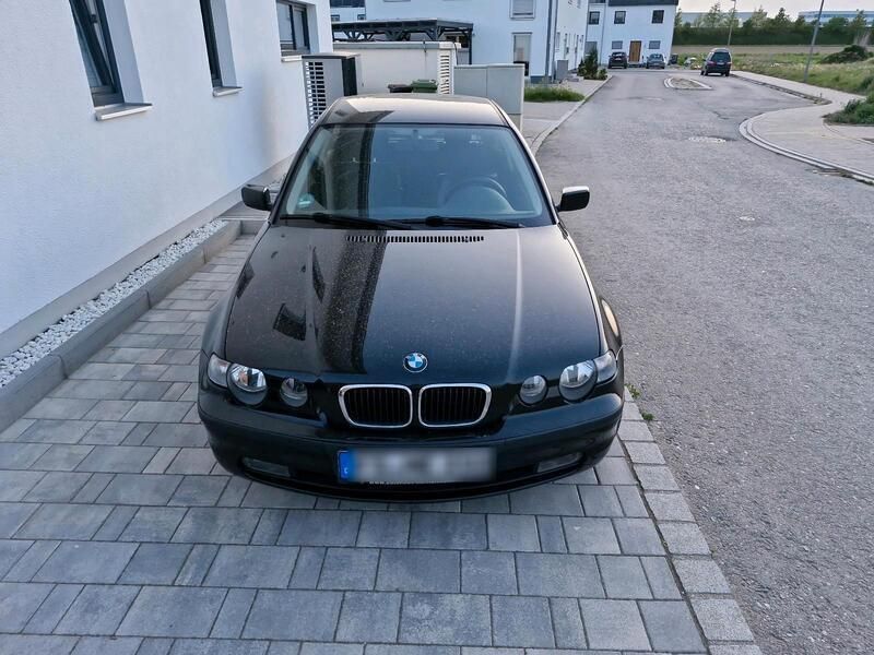 Schwarz Gebraucht 2003 BMW 316 Compact Kleinwagen | 2.290 € (Etwas zu teuer) - Bild 1/4