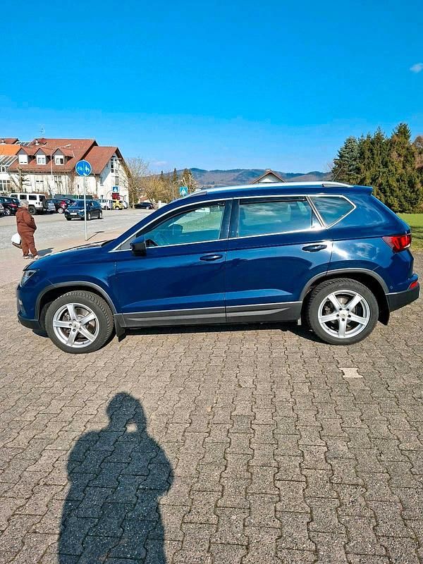 Usata Seat Ateca 190 CV (139 kW) 2017 Blu SUV