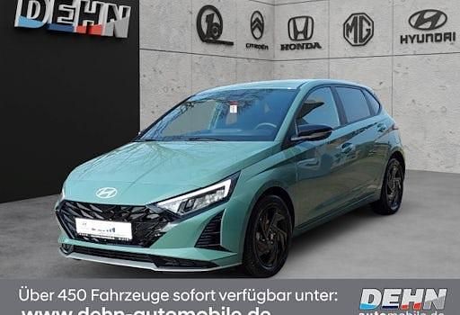 Neu Hyundai i20 Blackline 90 PS (66 kW) 2026 Schwarz Kleinwagen