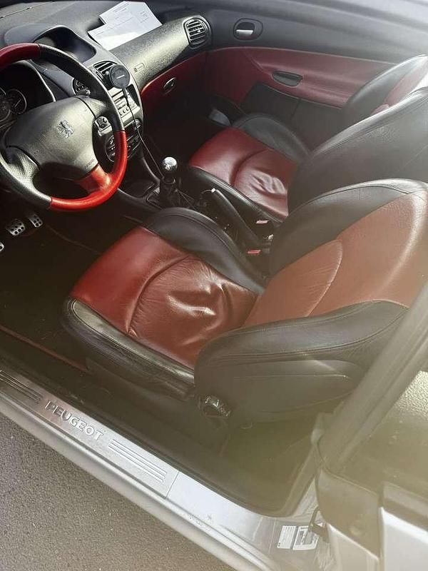 Gebraucht Peugeot 206 CC 109 PS (80 kW) 2002 Cabrio
