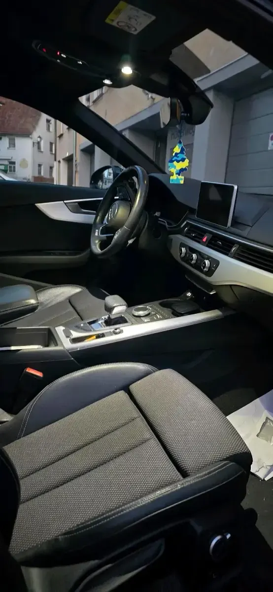 Gebraucht Audi A4 S-Line 200 PS (147 kW) 2020 Schwarz Kombi