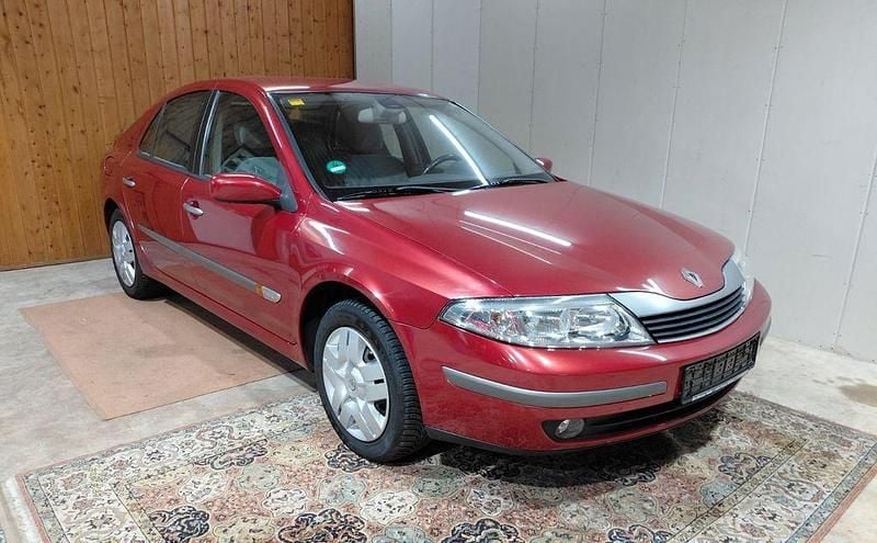 Gebraucht Renault Laguna II Privilege 120 PS (88 kW) 2002 Rot Limousine