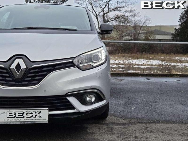 Gebraucht Renault Scénic IV Bose Edition 132 PS (97 kW) 2017 Grau d69 + schwarz gne Van / Kleinbus