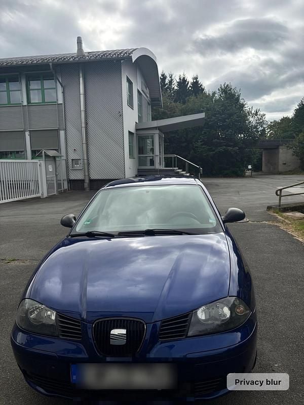 Blau Gebraucht 2005 Seat Ibiza Kleinwagen | 1.100 € (Guter Preis) - Bild 1/4