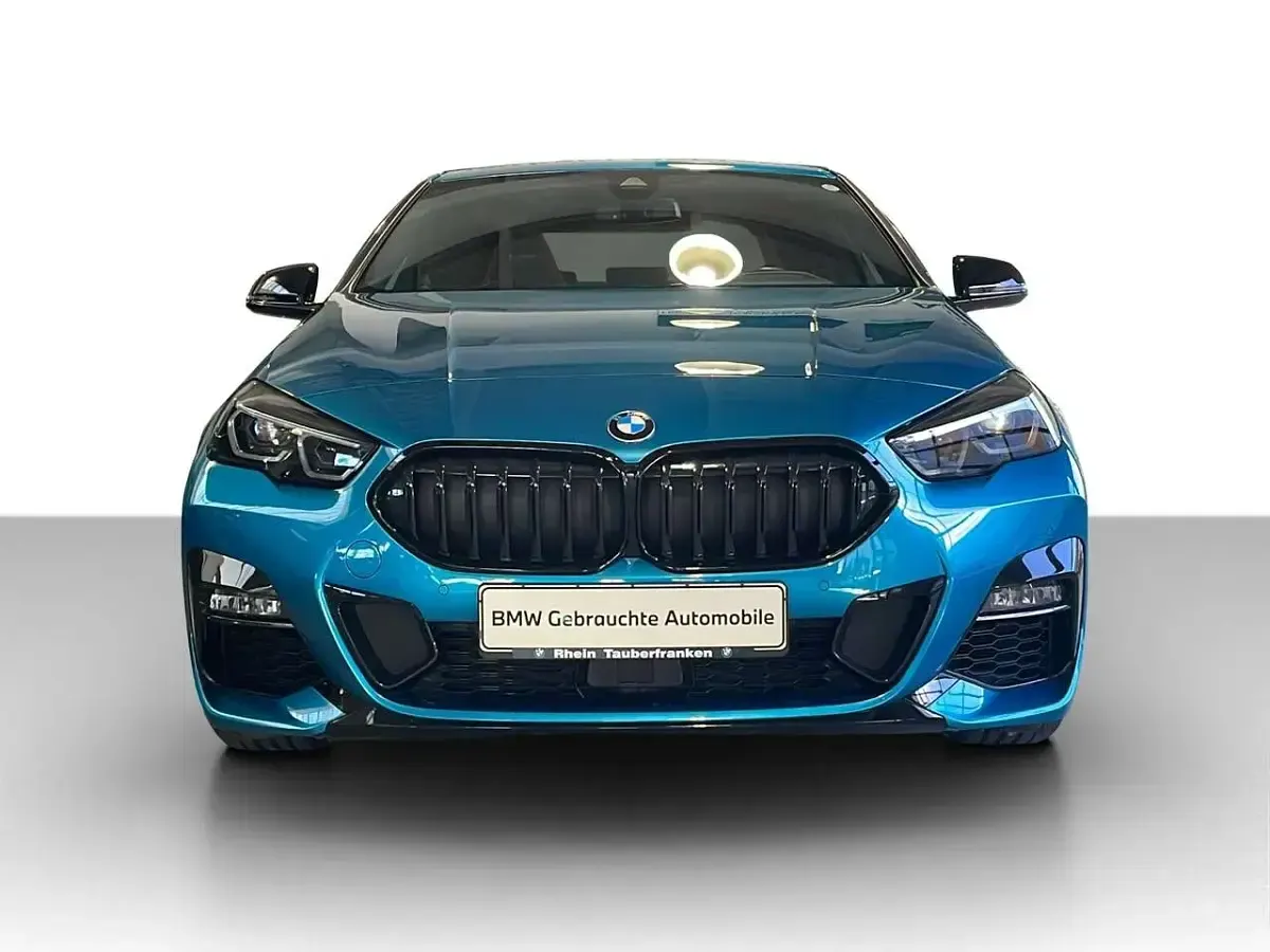 Gebraucht BMW 220 Performance 192 PS (141 kW) 2024 Snappperrocksblue metallic Coupé