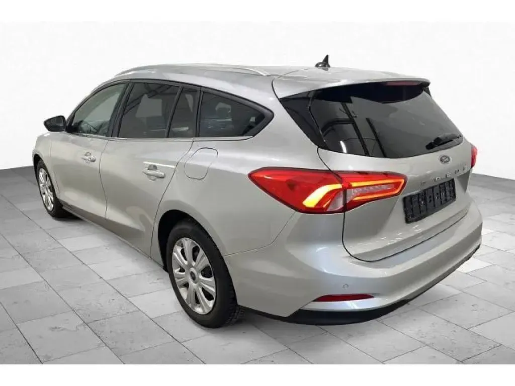 Gebraucht Ford Focus 150 PS (110 kW) 2022 Grau (metallic) Kombi