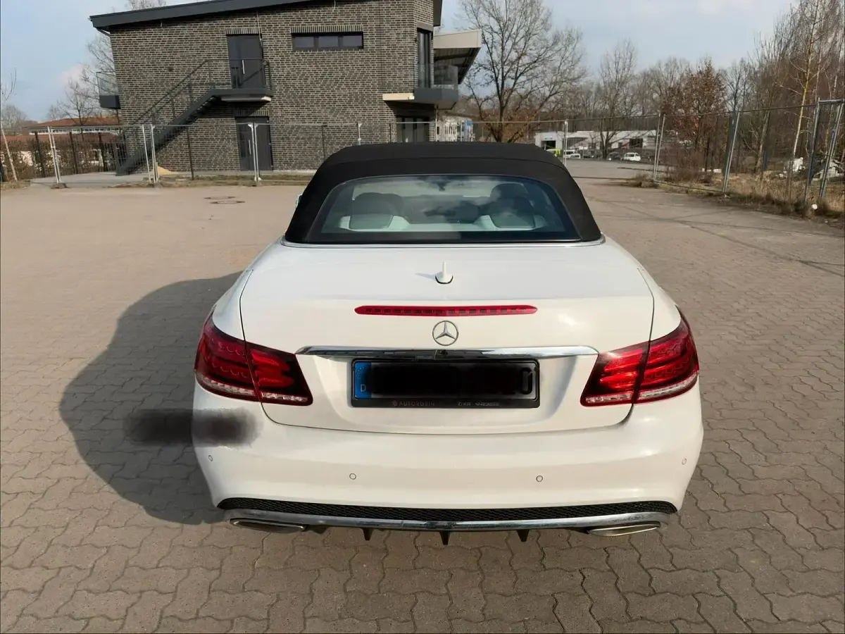 Używany Mercedes E350 AMG 252 KM (185 kW) 2014 Biały Kabriolet