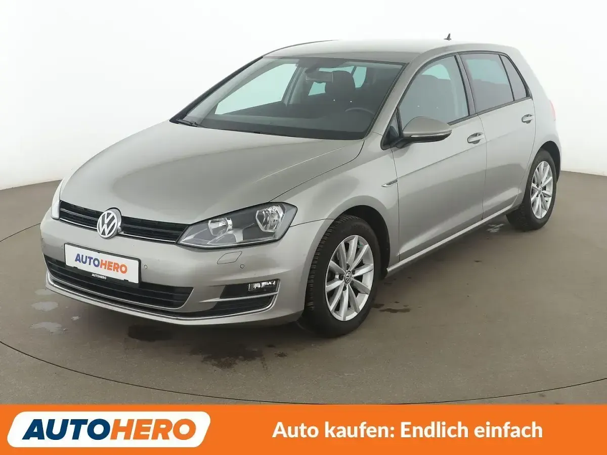 Gebraucht VW Golf VII LOUNGE 150 PS (110 kW) 2015 Limousine