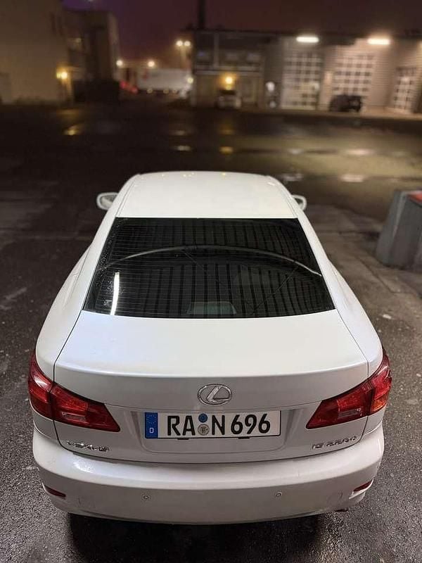 Gebraucht Lexus IS220d Luxury Line 177 PS (130 kW) 2007 Limousine