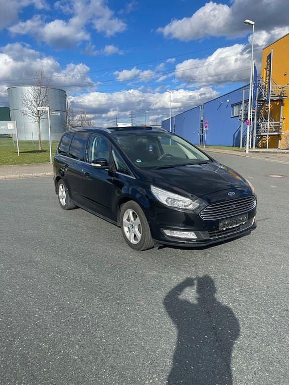 Gebraucht Ford Galaxy Titanium 211 PS (155 kW) 2016 Schwarz Van / Kleinbus