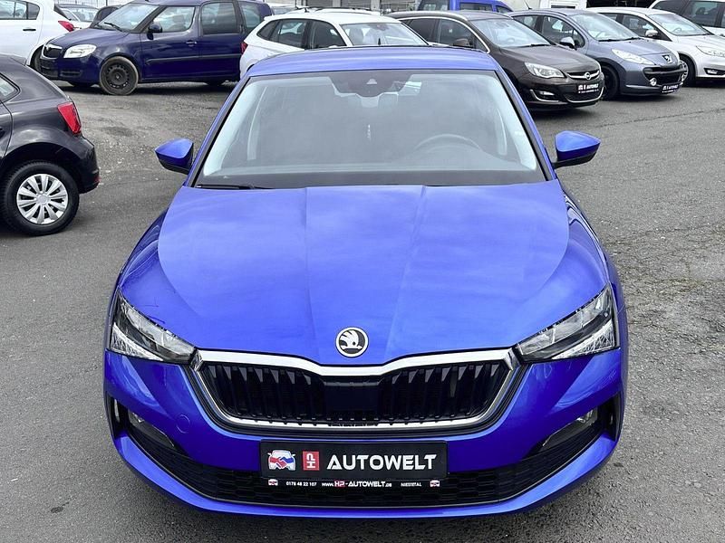 Gebraucht Skoda Scala Ambition 116 PS (85 kW) 2020 Blau Kleinwagen