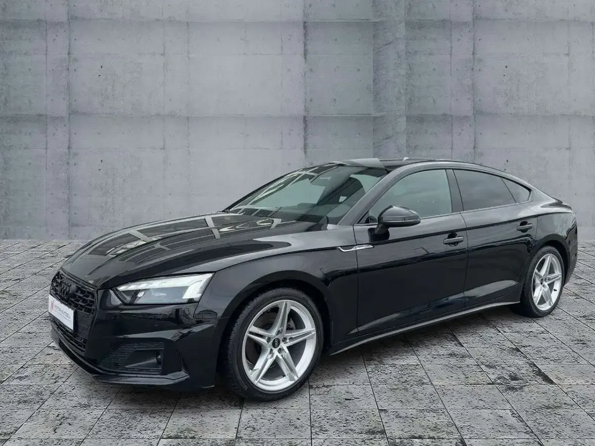 Gebraucht Audi A5 163 PS (119 kW) 2023 Mythosschwarz metallic Coupé
