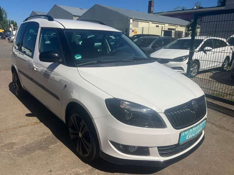 Weiß Gebraucht 2014 Skoda Roomster Noire Kombi | 9.990 € (Etwas zu teuer) - Bild 1/4