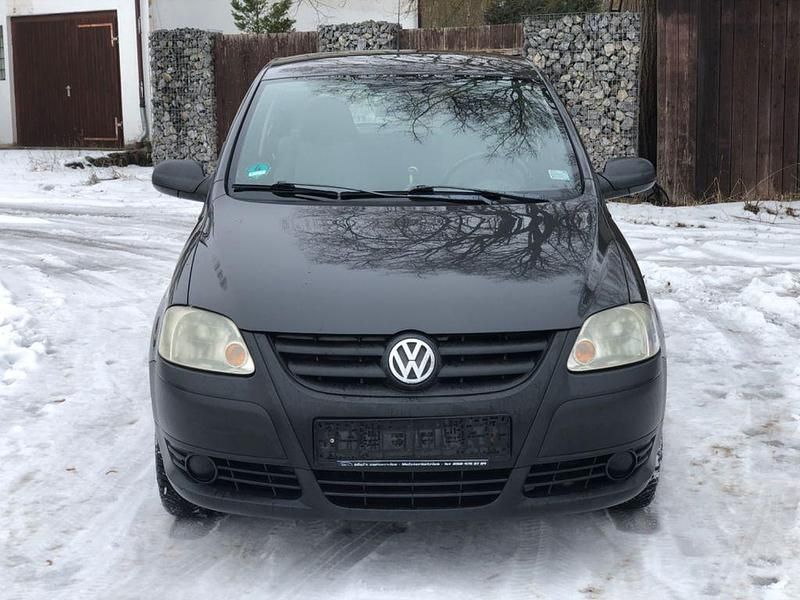 Gebraucht VW Fox Basis 54 PS (39 kW) 2007 Grau Kleinwagen