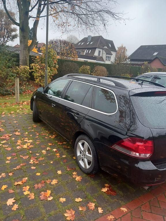 Schwarz Gebraucht 2012 VW Golf VII Style Kombi | 2.900 € (Superpreis) - Bild 1/4