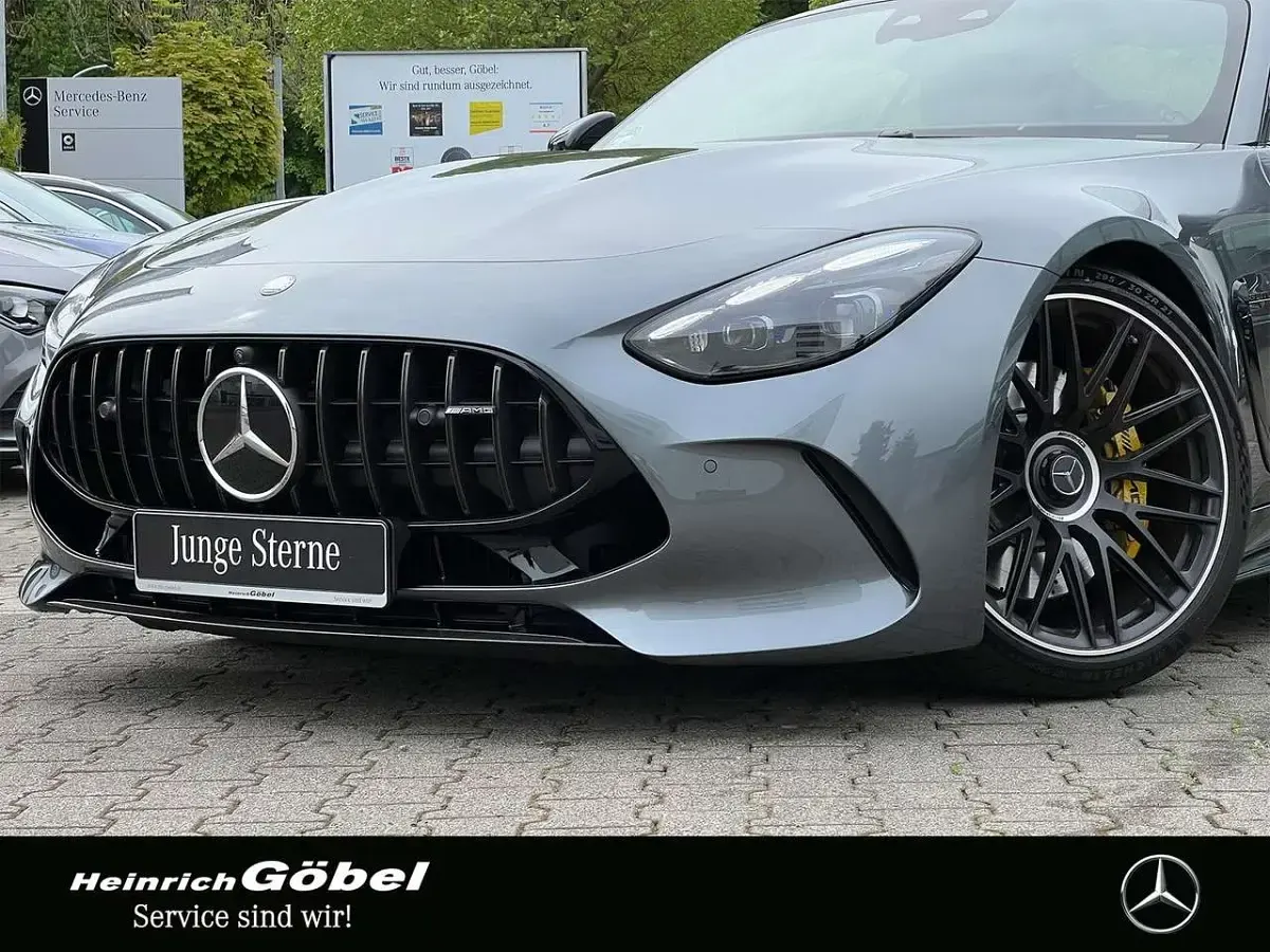 Gebraucht Mercedes AMG GT 63 Premium Plus 585 PS (430 kW) 2024 Selenitgrau Coupé