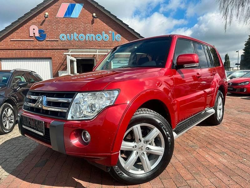 Rot Gebraucht 2011 Mitsubishi Pajero Intense SUV | 9.600 € (Fairer Preis) - Bild 1/4