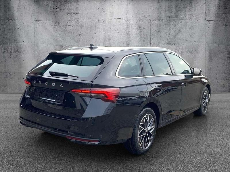 Neu Skoda Octavia 150 PS (110 kW) 2026 Black magic Kombi