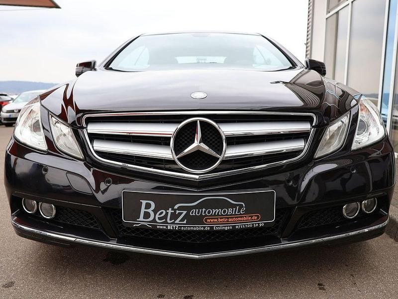 Occasion Mercedes E200 184 ch (135 kW) 2011 Noir Coupé