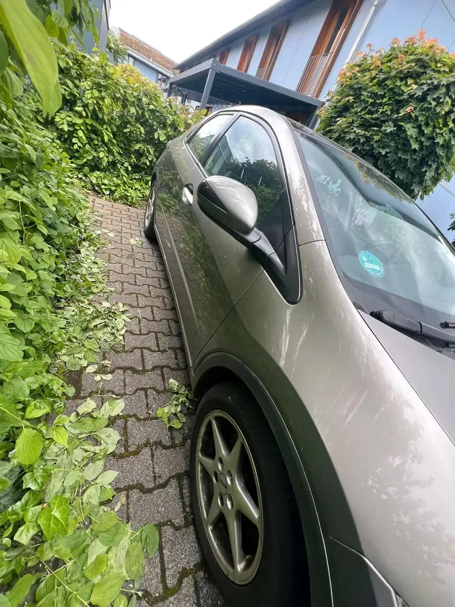 Gebraucht Honda Civic 140 PS (102 kW) 2006 Grau Limousine