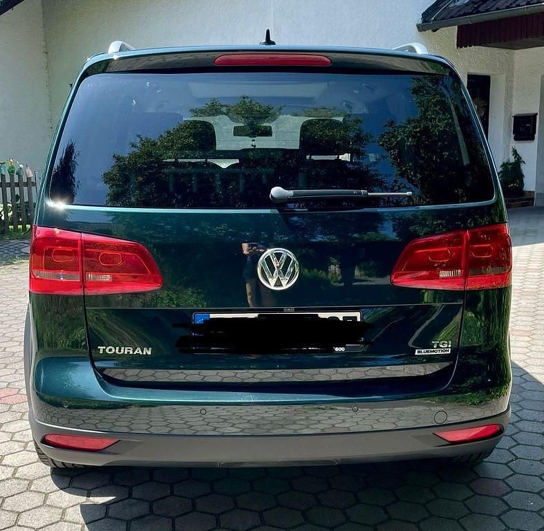 Gebraucht VW Touran Cross 150 PS (110 kW) 2014 Grün Van / Kleinbus