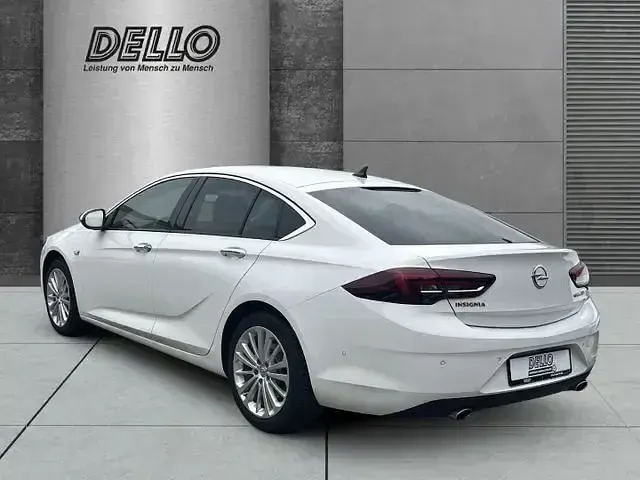 Gebraucht Opel Insignia Business Innovation 209 PS (153 kW) 2018 Weiß Limousine