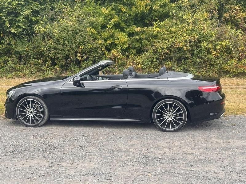 Schwarz Gebraucht 2019 Mercedes E220 Cabrio | 37.700 € (Fairer Preis) - Bild 1/4