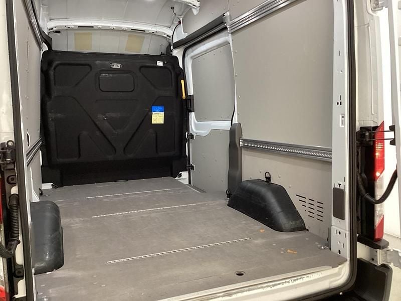 Gebraucht Ford E-Transit Trend 135 kW (184 PS) 2025 Frostweiß Van