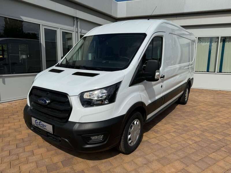 Gebraucht Ford Transit Trend 131 PS (96 kW) 2024 Frostweiß Van / Kleinbus