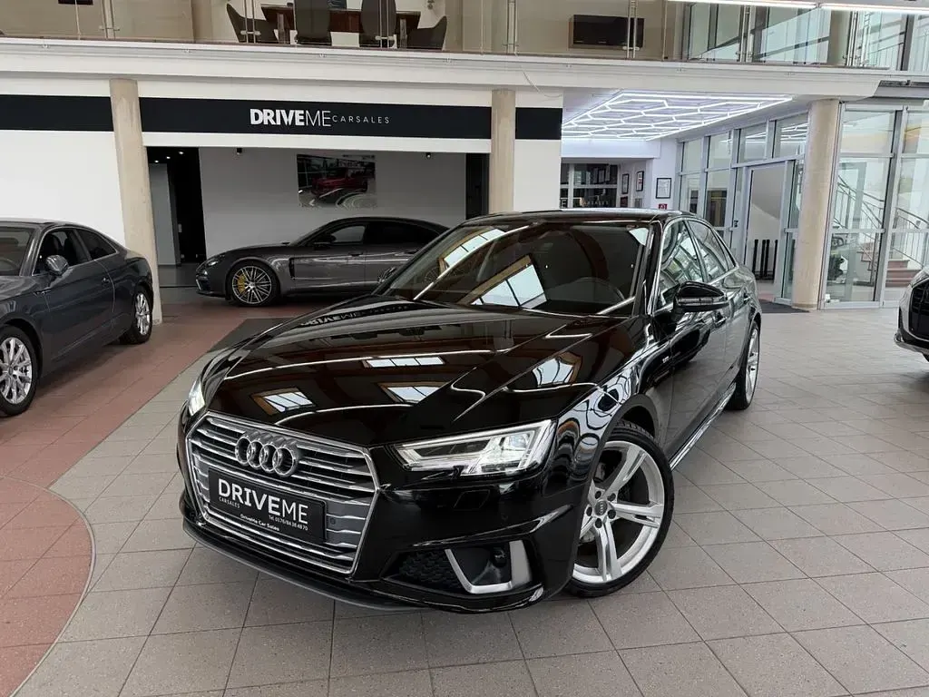 Używany Audi A4 S-Line 150 KM (110 kW) 2019 Czarny Sedan/Limuzyna