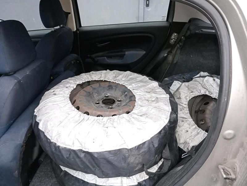 Gebraucht Fiat Punto 75 PS (55 kW) 2009 Grau Kleinwagen